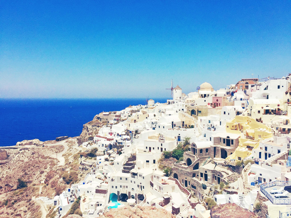 Santorini Highlights 3 Days Private Tour from Athens
